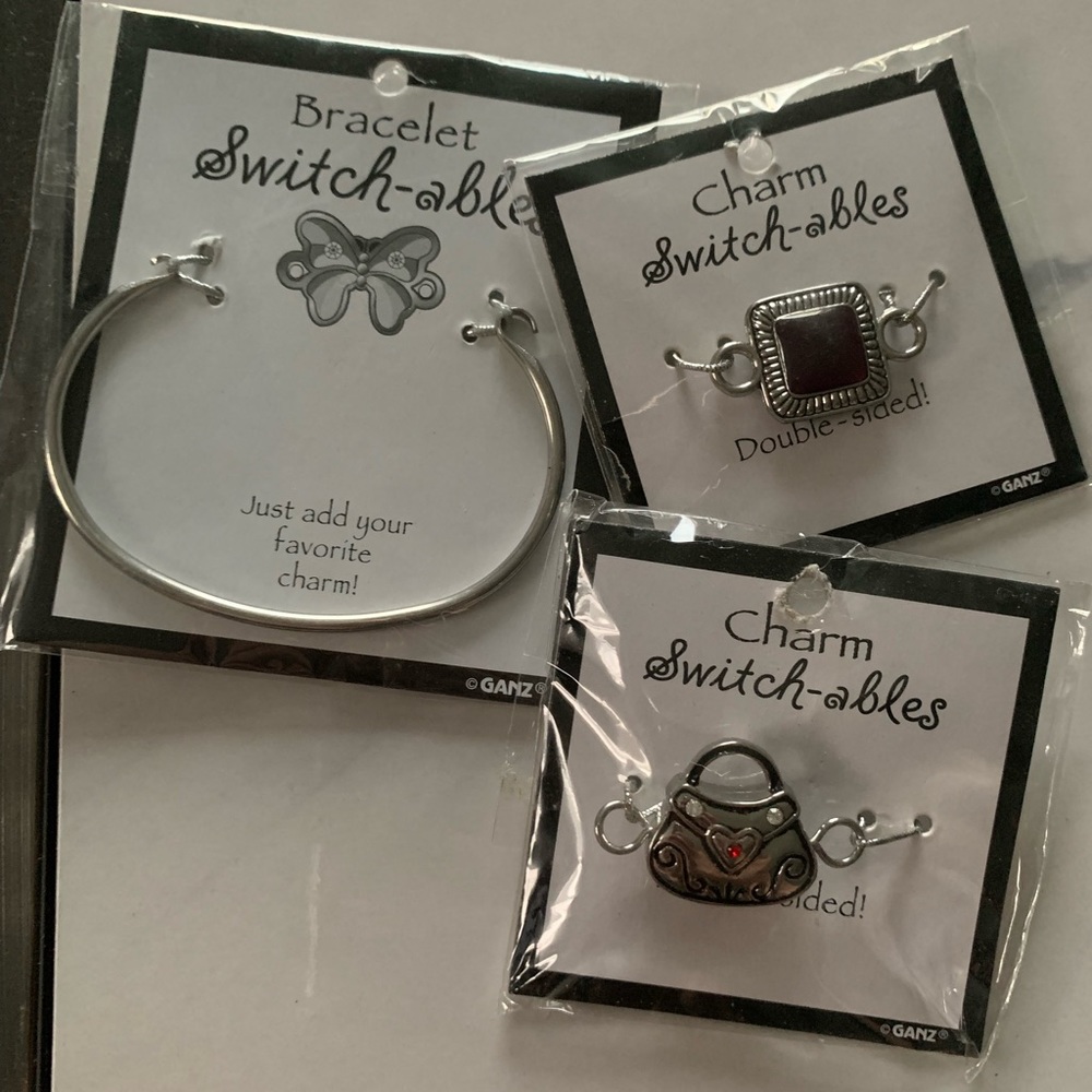 Ganz Charm Switchable’s bracelet